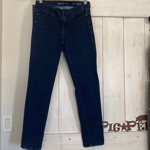 Calvin Klein Ultimate skinny jeans size 6 x 30